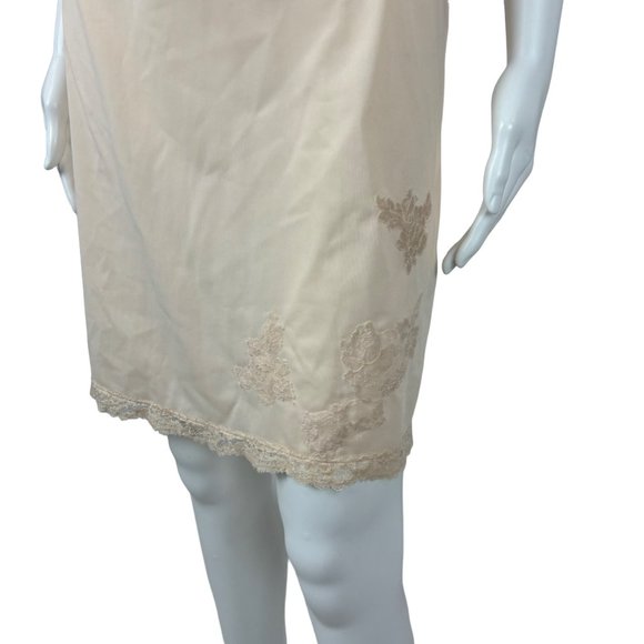 Vintage Peach Slip Skirt Women's Small Half Slip Lace Details - Picture 5 of 9